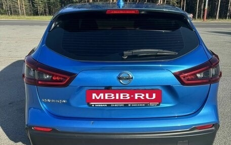 Nissan Qashqai, 2021 год, 2 100 000 рублей, 2 фотография