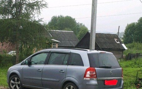 Opel Zafira B, 2011 год, 1 000 000 рублей, 4 фотография