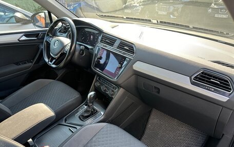 Volkswagen Tiguan II, 2017 год, 2 200 000 рублей, 6 фотография