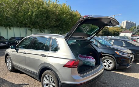 Volkswagen Tiguan II, 2017 год, 2 200 000 рублей, 4 фотография