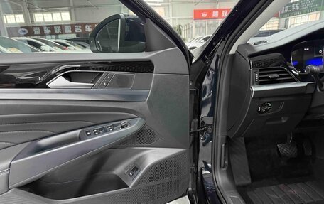 Volkswagen Passat B8 рестайлинг, 2023 год, 2 140 000 рублей, 12 фотография