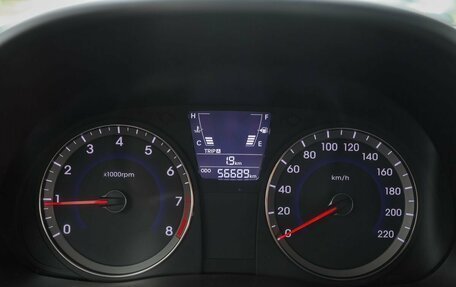 Hyundai Solaris II рестайлинг, 2014 год, 869 000 рублей, 15 фотография