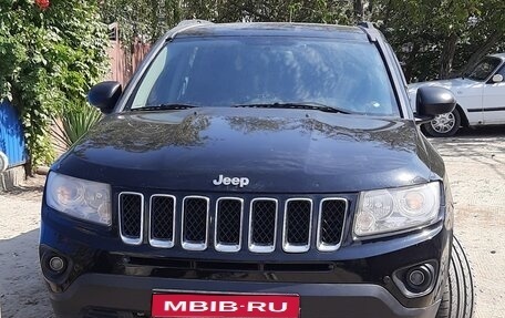 Jeep Compass I рестайлинг, 2012 год, 1 200 000 рублей, 1 фотография