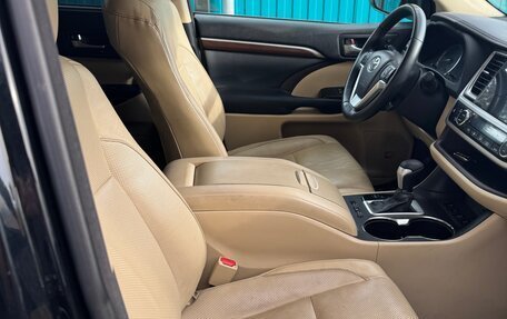 Toyota Highlander III, 2014 год, 3 250 000 рублей, 18 фотография