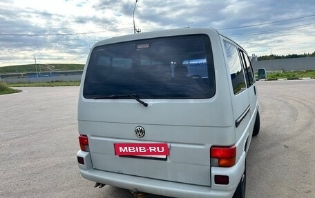 Volkswagen Multivan T4, 2001 год, 900 000 рублей, 6 фотография