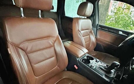 Volkswagen Touareg III, 2014 год, 1 800 000 рублей, 8 фотография
