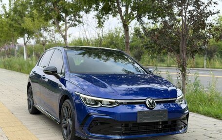 Volkswagen Golf VIII, 2022 год, 1 890 000 рублей, 4 фотография