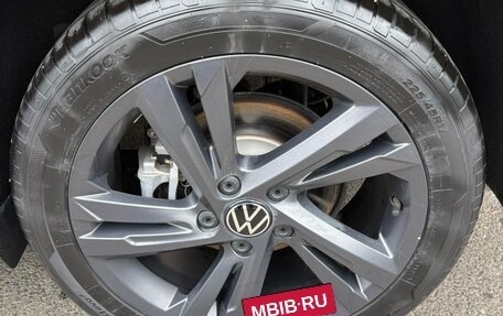 Volkswagen Golf VIII, 2022 год, 1 960 000 рублей, 25 фотография