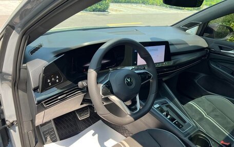 Volkswagen Golf VIII, 2022 год, 1 920 000 рублей, 14 фотография