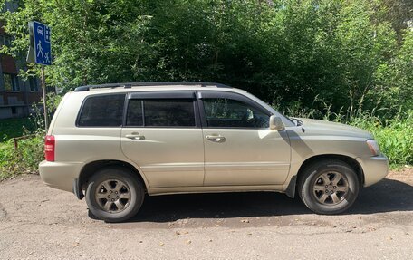 Toyota Highlander III, 2001 год, 1 100 000 рублей, 4 фотография