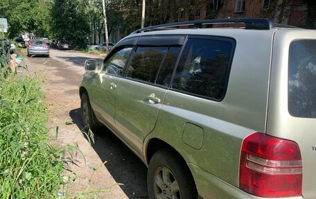 Toyota Highlander III, 2001 год, 1 100 000 рублей, 8 фотография