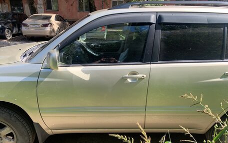 Toyota Highlander III, 2001 год, 1 100 000 рублей, 10 фотография