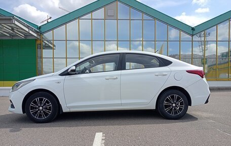 Hyundai Solaris II рестайлинг, 2019 год, 1 457 000 рублей, 4 фотография