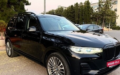 BMW X7, 2022 год, 8 800 000 рублей, 2 фотография