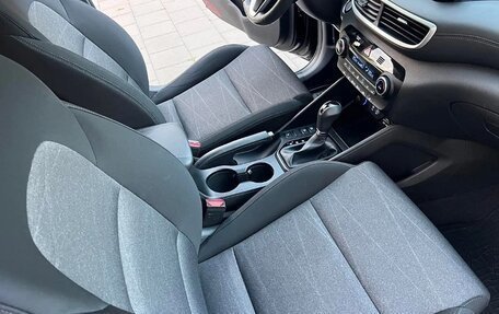 Hyundai Tucson III, 2020 год, 2 300 000 рублей, 16 фотография