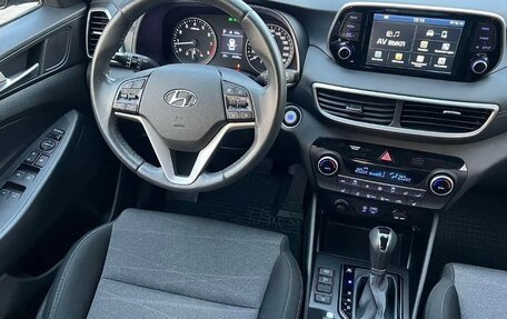 Hyundai Tucson III, 2020 год, 2 300 000 рублей, 23 фотография