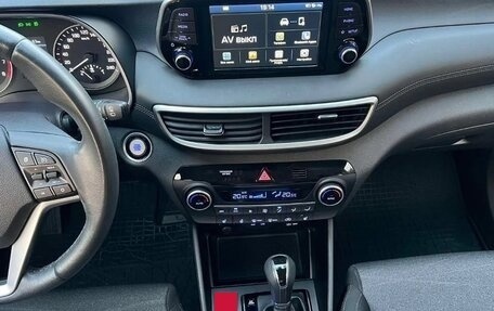 Hyundai Tucson III, 2020 год, 2 300 000 рублей, 26 фотография