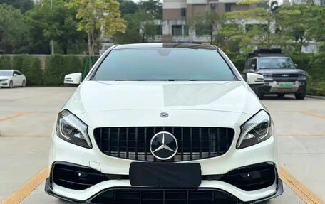 Mercedes-Benz A-Класс, 2017 год, 1 560 000 рублей, 2 фотография