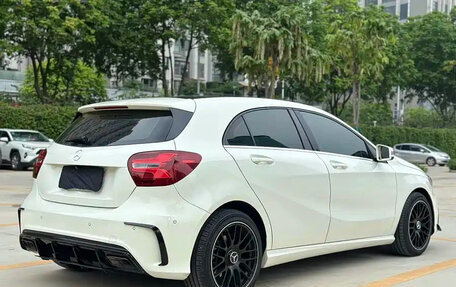 Mercedes-Benz A-Класс, 2017 год, 1 560 000 рублей, 6 фотография