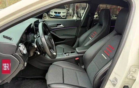 Mercedes-Benz A-Класс, 2017 год, 1 560 000 рублей, 7 фотография