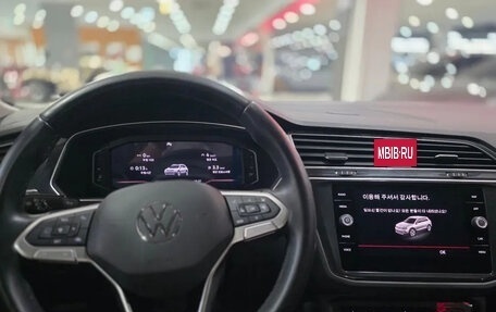 Volkswagen Tiguan II, 2022 год, 3 400 000 рублей, 15 фотография