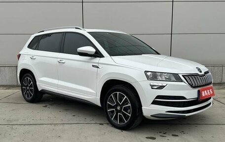 Skoda Karoq I, 2022 год, 2 150 000 рублей, 2 фотография