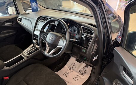 Honda Shuttle II, 2017 год, 1 399 999 рублей, 10 фотография