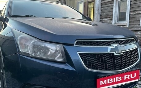 Chevrolet Cruze II, 2010 год, 280 000 рублей, 3 фотография