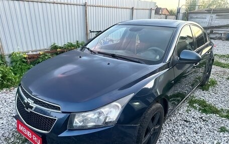 Chevrolet Cruze II, 2010 год, 280 000 рублей, 5 фотография