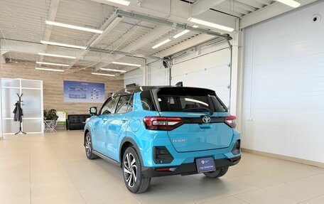 Toyota Raize I, 2020 год, 1 899 999 рублей, 4 фотография