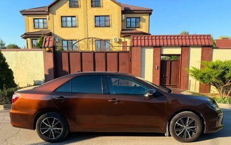 Toyota Camry, 2017 год, 2 100 000 рублей, 3 фотография