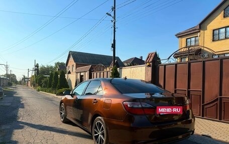 Toyota Camry, 2017 год, 2 100 000 рублей, 5 фотография