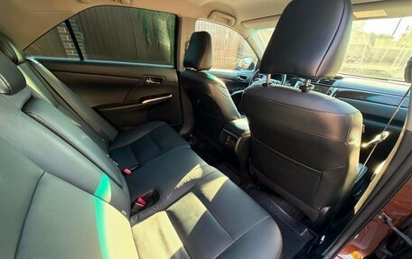 Toyota Camry, 2017 год, 2 100 000 рублей, 13 фотография