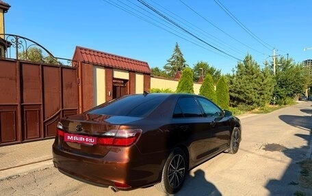 Toyota Camry, 2017 год, 2 100 000 рублей, 11 фотография