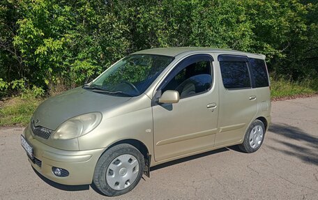 Toyota FunCargo, 2003 год, 400 000 рублей, 3 фотография