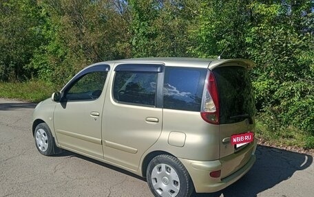 Toyota FunCargo, 2003 год, 400 000 рублей, 2 фотография