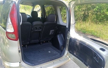 Toyota FunCargo, 2003 год, 400 000 рублей, 15 фотография