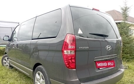 Hyundai H-1 II рестайлинг, 2020 год, 3 500 000 рублей, 4 фотография