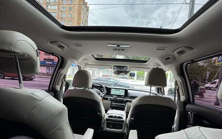 KIA Carnival, 2020 год, 3 700 000 рублей, 16 фотография