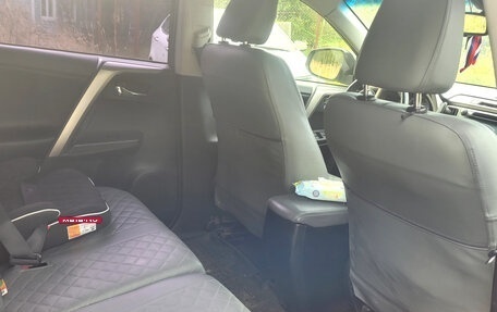 Toyota RAV4, 2014 год, 1 900 000 рублей, 6 фотография