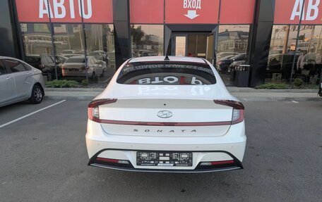 Hyundai Sonata VIII, 2021 год, 1 910 000 рублей, 5 фотография