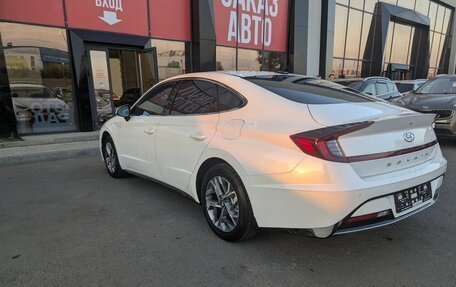 Hyundai Sonata VIII, 2021 год, 1 910 000 рублей, 4 фотография