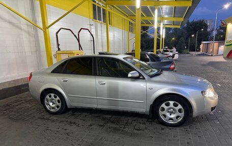 Audi A4, 2004 год, 550 000 рублей, 5 фотография