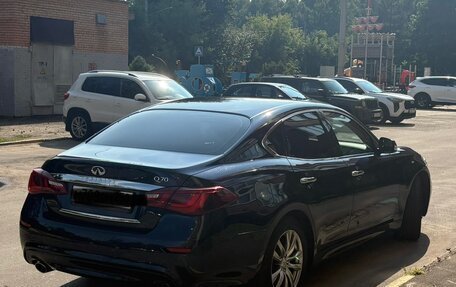 Infiniti Q70 I, 2016 год, 2 700 000 рублей, 5 фотография