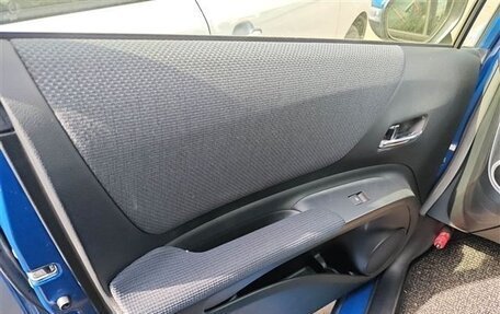 Toyota Sienta II, 2017 год, 1 220 000 рублей, 10 фотография
