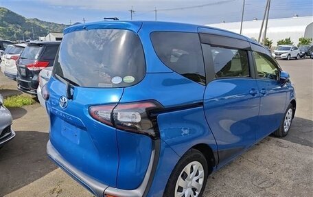 Toyota Sienta II, 2017 год, 1 220 000 рублей, 28 фотография
