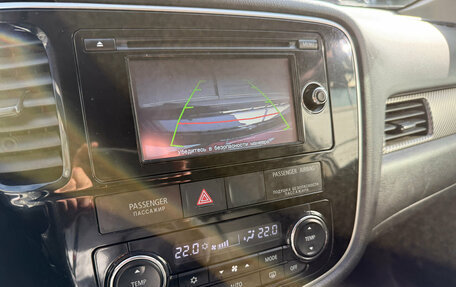 Mitsubishi Outlander III рестайлинг 3, 2014 год, 1 239 000 рублей, 14 фотография