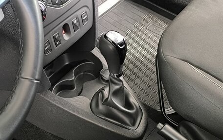 Renault Sandero II рестайлинг, 2019 год, 1 330 000 рублей, 11 фотография