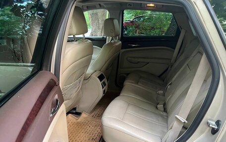 Cadillac SRX II рестайлинг, 2011 год, 1 000 000 рублей, 5 фотография