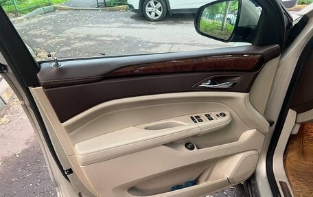 Cadillac SRX II рестайлинг, 2011 год, 1 000 000 рублей, 7 фотография